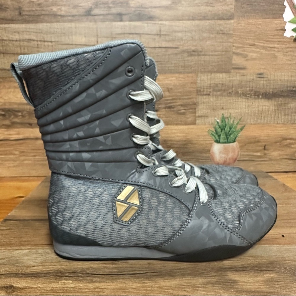 Society nine EOS high top boxing sneakers ice gray women’s 7.5